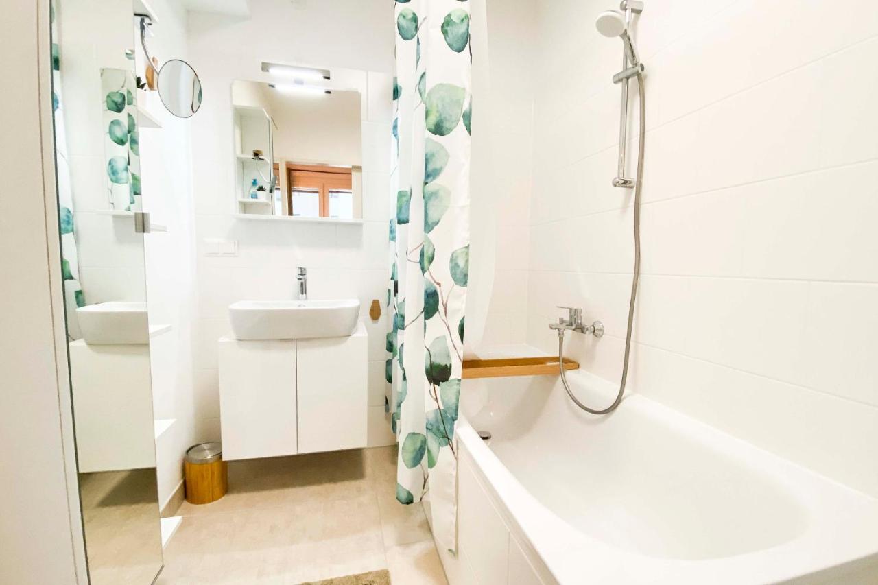 Green & Cozy Apartment - 15 Min To City Center Відень Екстер'єр фото
